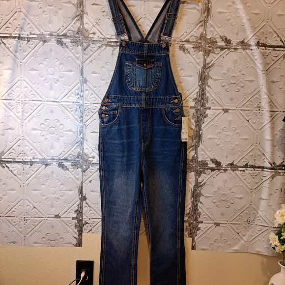 BDG URBAN OUTFITTERS BIB DETAILING DENIM OVERALLS NWT - Picture 3 of 16